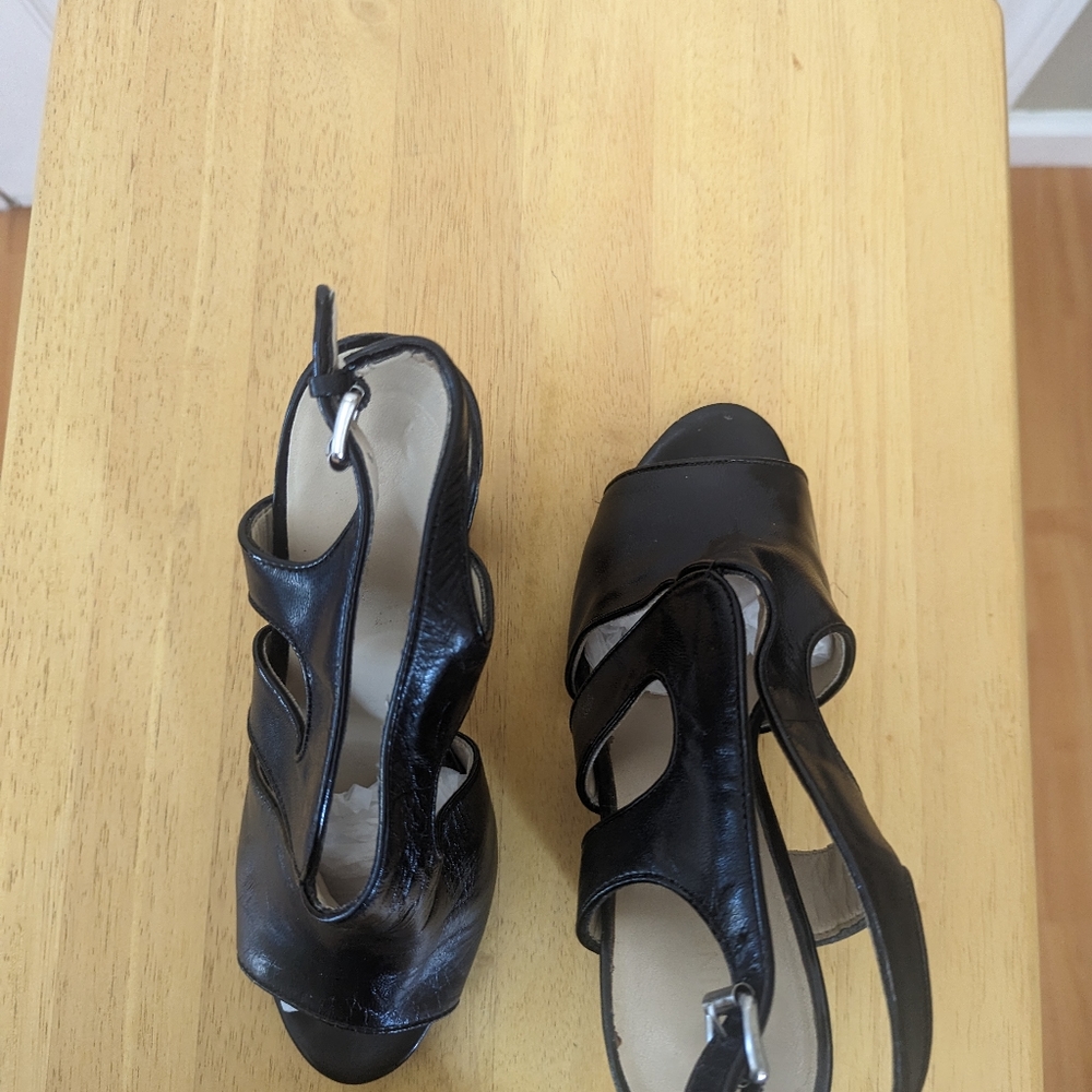Black sandals high hell (wore twice)